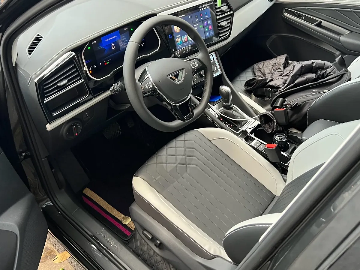 2024 Jetta VS7 1.4T 150HP L4 6AT,autocango,china used car exporter,china ev exporter,chinese used car exporter,chinese used ev exporter