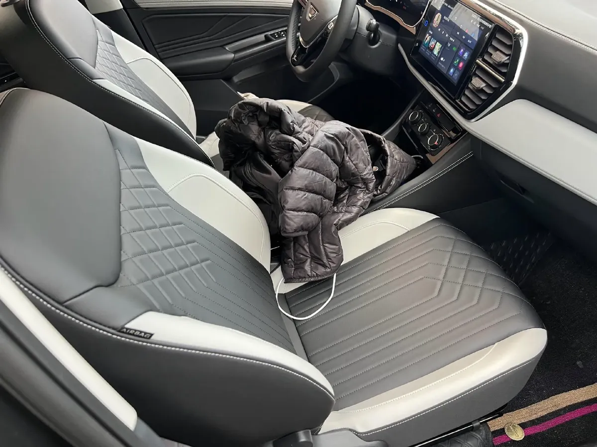 2024 Jetta VS7 1.4T 150HP L4 6AT,autocango,china used car exporter,china ev exporter,chinese used car exporter,chinese used ev exporter