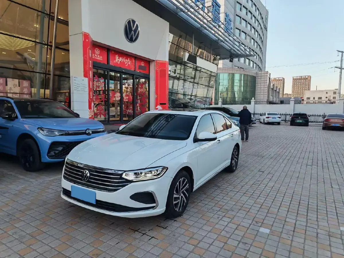 2023 Volkswagen Lavida 1.5L 110HP L4 6AT