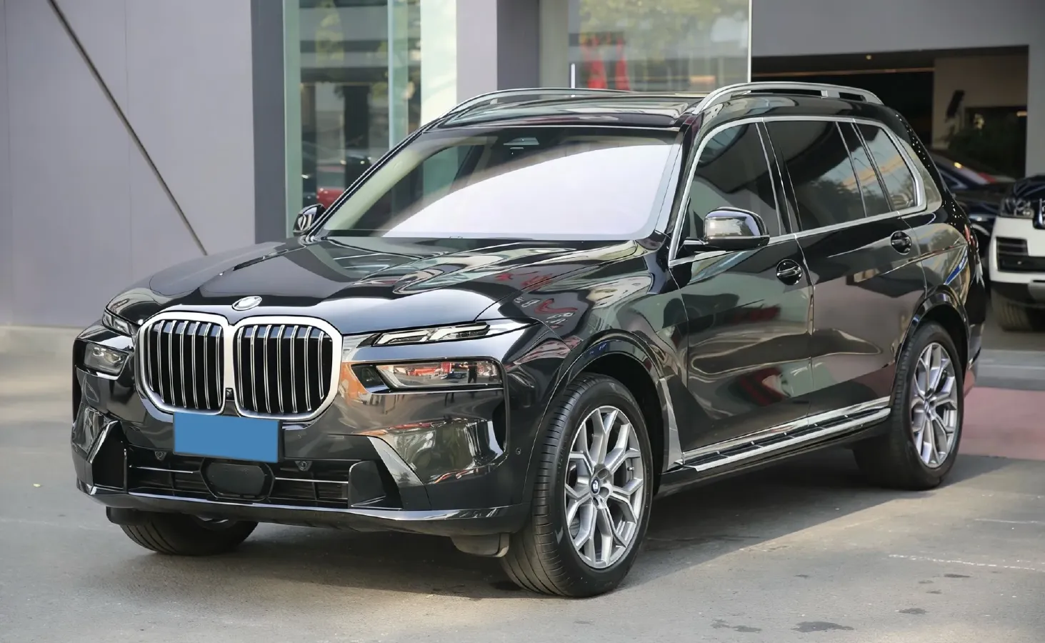 2024 BMW X7 3.0T 381HP L6 8AT,autocango,china used car exporter,china ev exporter,chinese used car exporter,chinese used ev exporter