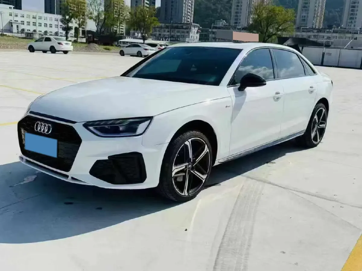 2024 Audi A4L 2.0T 190HP L4 7DCT,autocango,china used car exporter,china ev exporter,chinese used car exporter,chinese used ev exporter