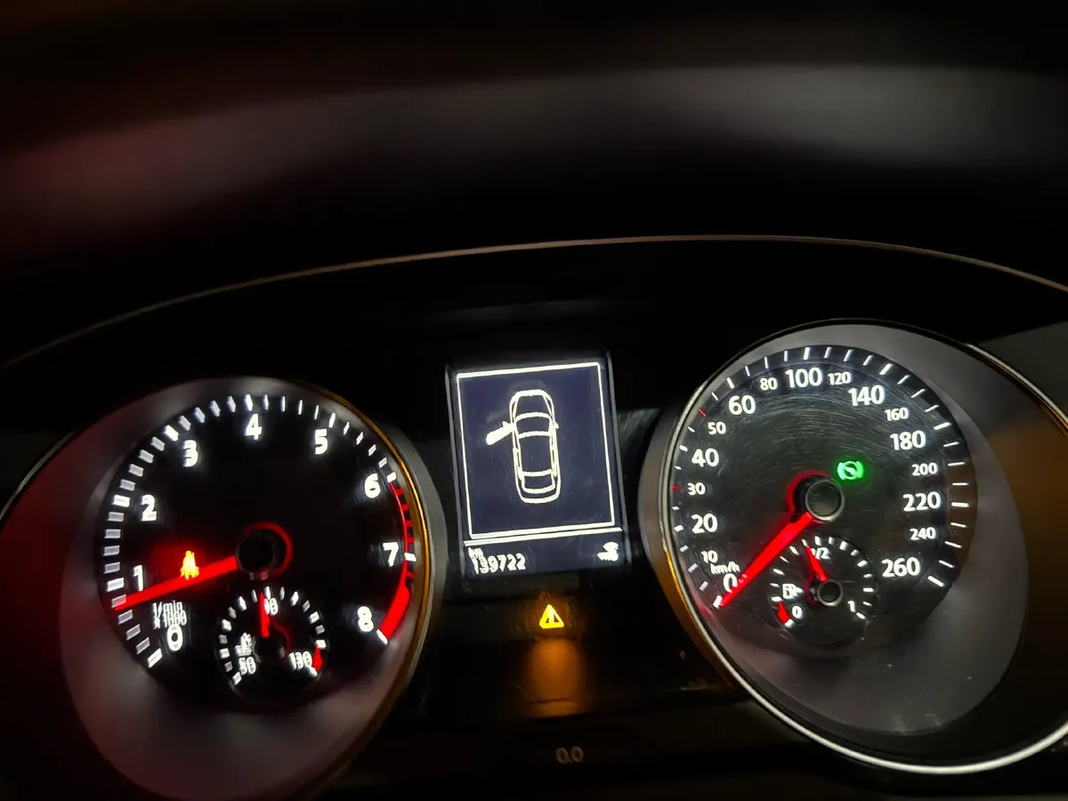 2018 Volkswagen Magotan 1.8T 180HP L4 7DCT,autocango,china used car exporter,china ev exporter,chinese used car exporter,chinese used ev exporter