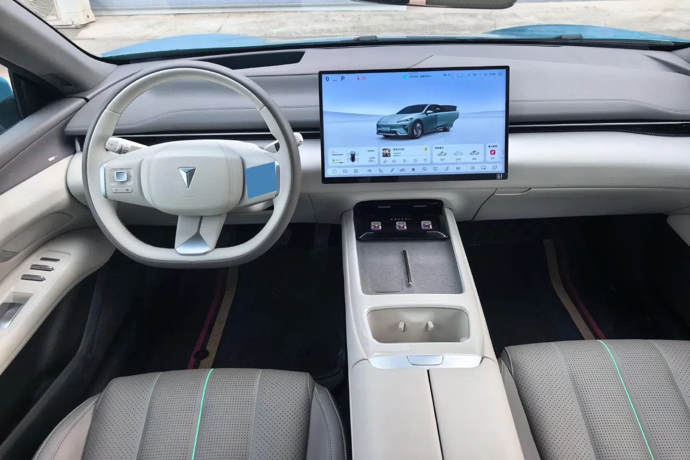 2024 Deepal L07 1.5L 98HP L4 REEV 28.39KWH,autocango,china used car exporter,china ev exporter,chinese used car exporter,chinese used ev exporter