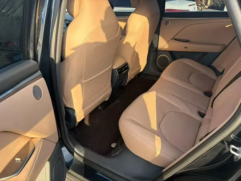 2024 JMC DaDao 2.3T 245HP L4 8AT,autocango,china used car exporter,china ev exporter,chinese used car exporter,chinese used ev exporter