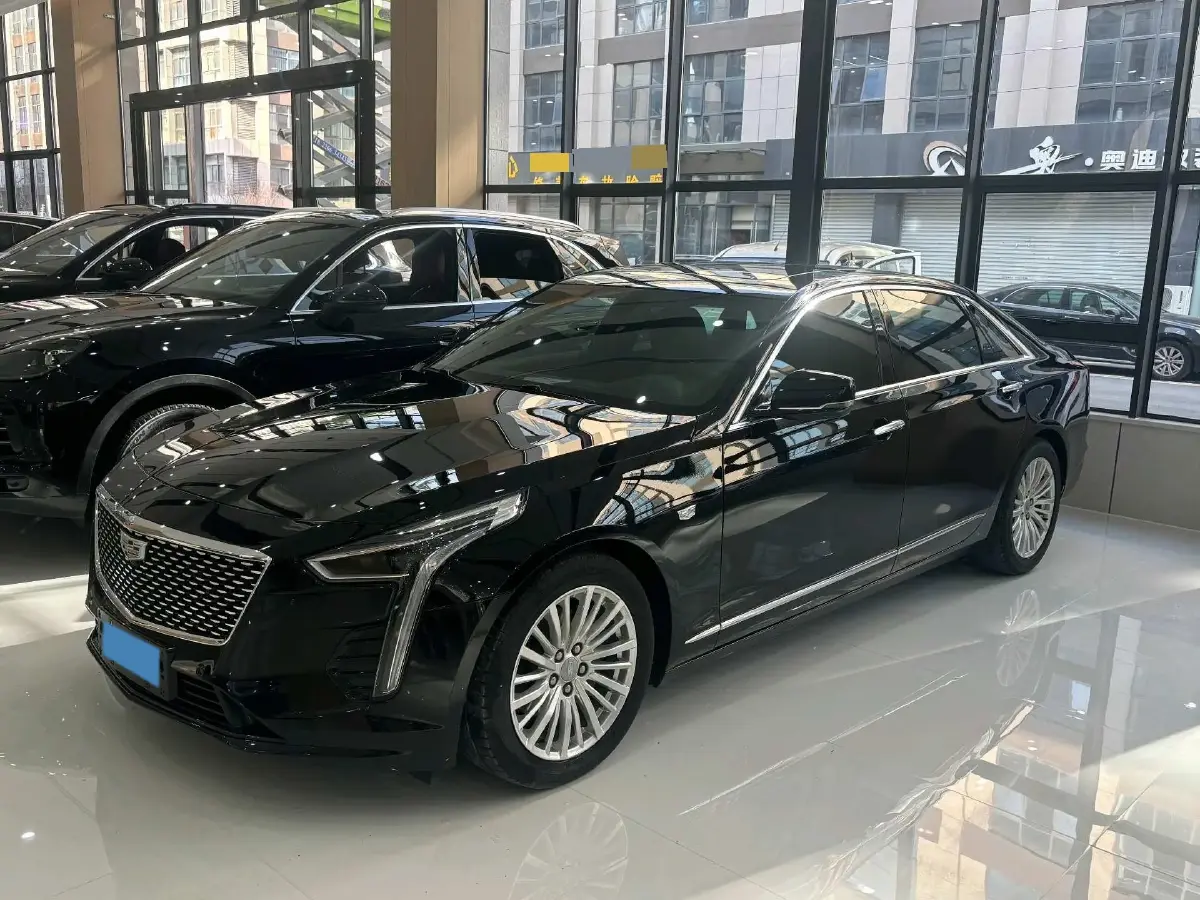 2022 Cadillac CT6 2.0T 237HP L4 10AT
