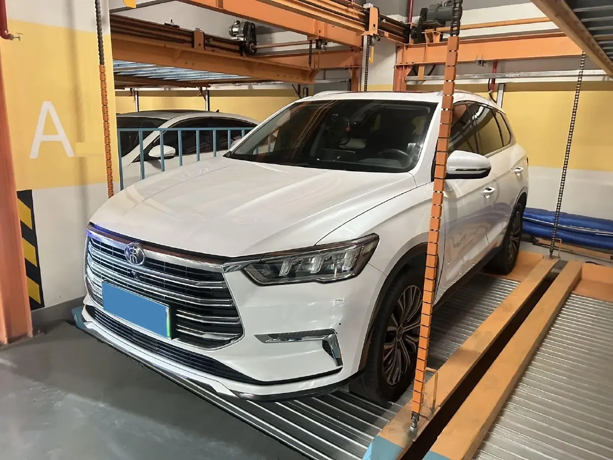 2019 BYD Song Pro 1.5T 160HP L4 6DCT PHEV 15.7KWH