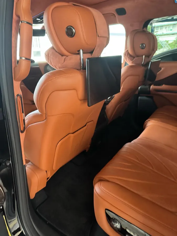 2023 YangWang U8 2.0T 272HP L4 REEV 49.05KWH,autocango,china used car exporter,china ev exporter,chinese used car exporter,chinese used ev exporter