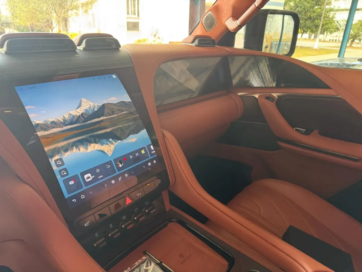 2023 YangWang U8 2.0T 272HP L4 REEV 49.05KWH,autocango,china used car exporter,china ev exporter,chinese used car exporter,chinese used ev exporter