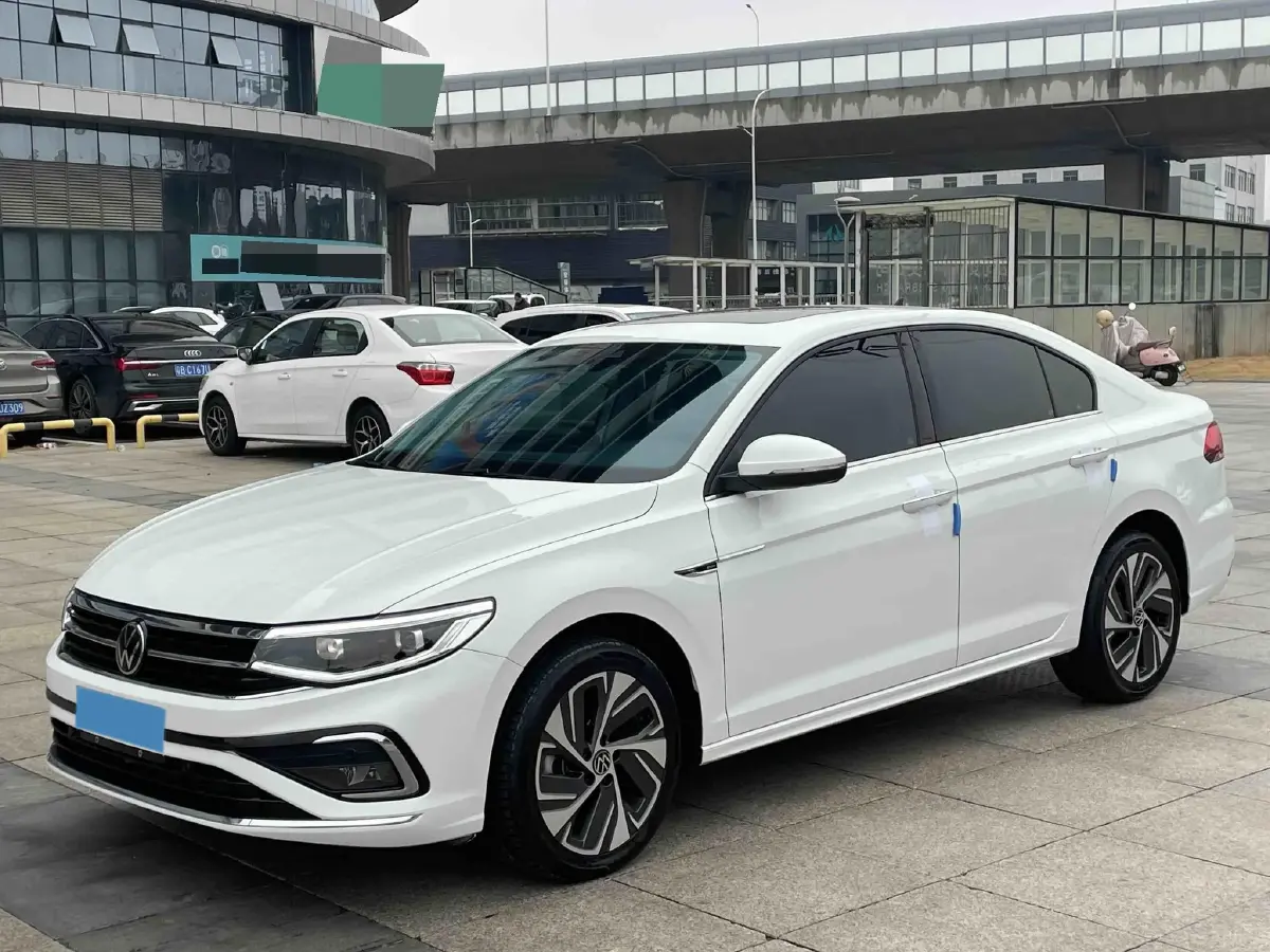 2023 Volkswagen Bora 1.5T 160HP L4 7DCT