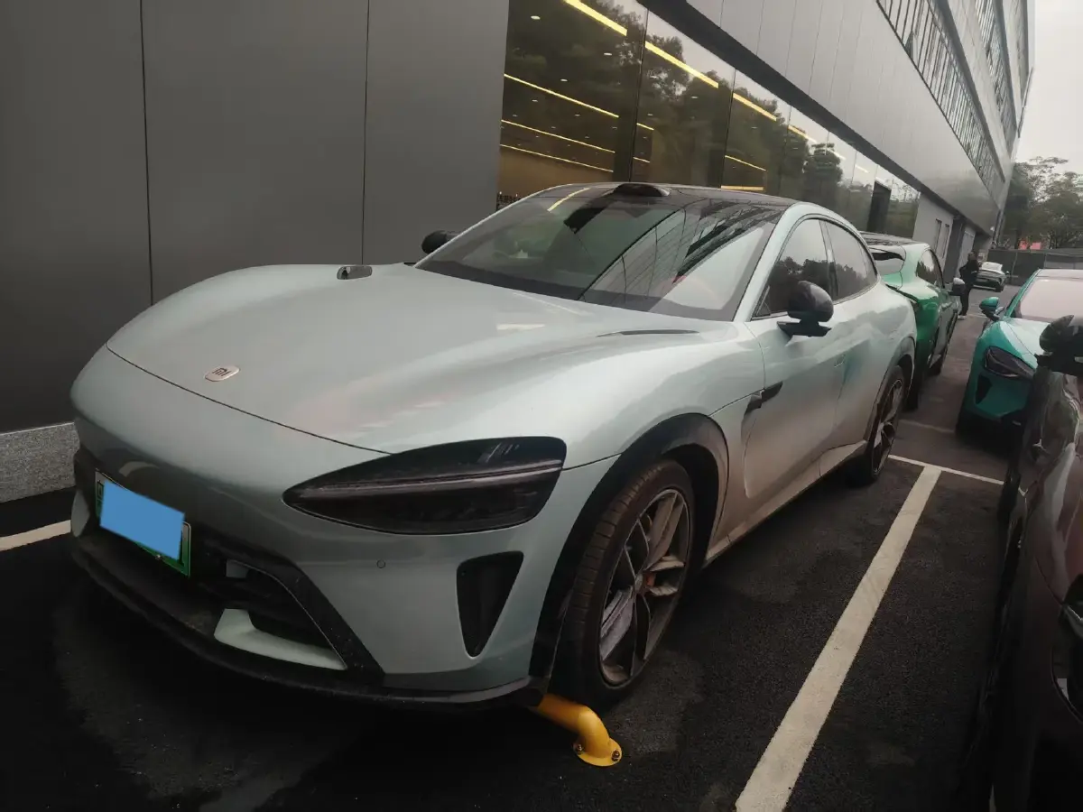 2025 MI YU7 BEV 101.7KWH