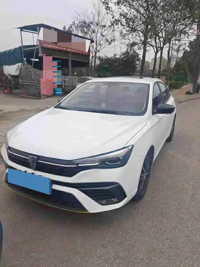 2021 Roewe i5 1.5L 120HP L4 CVT