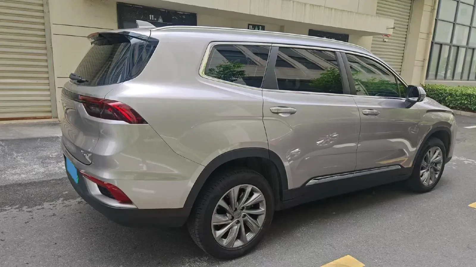 2023 Livan 9 BEV 66.57KWH,autocango,china used car exporter,china ev exporter,chinese used car exporter,chinese used ev exporter