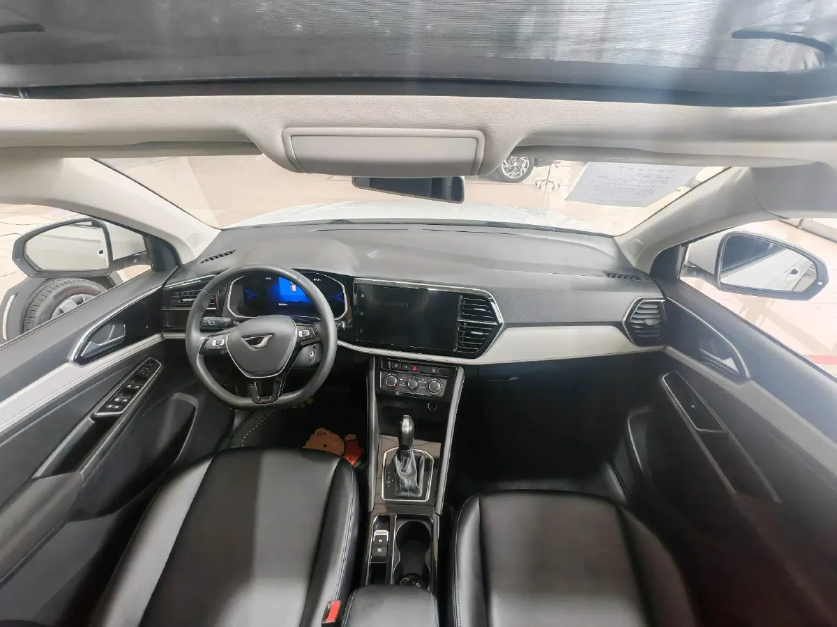 2023 Jetta VS7 1.4T 150HP L4 6AT,autocango,china used car exporter,china ev exporter,chinese used car exporter,chinese used ev exporter