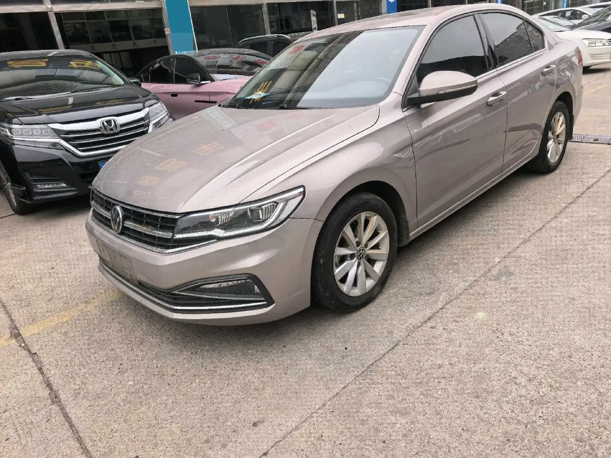 2021 Volkswagen Bora 1.5L 113HP L4 6AT