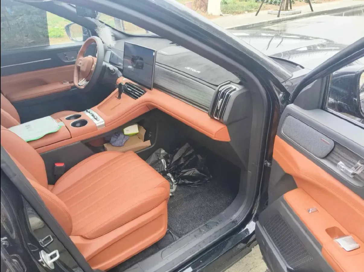 2025 Jetour X70 PLUS C-DM 1.5T 156HP L4 2DHT PHEV,autocango,china used car exporter,china ev exporter,chinese used car exporter,chinese used ev exporter