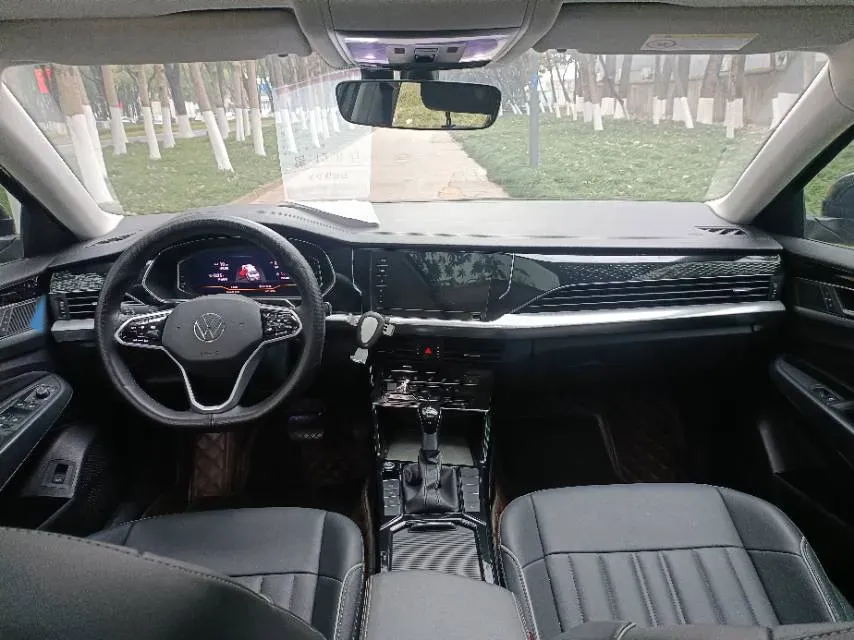 2023 Volkswagen Passat 2.0T 186HP L4 7DCT,autocango,china used car exporter,china ev exporter,chinese used car exporter,chinese used ev exporter