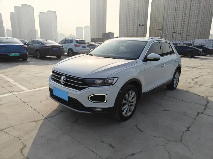 2020 Volkswagen T-Roc 1.4T 150HP L4 7DCT