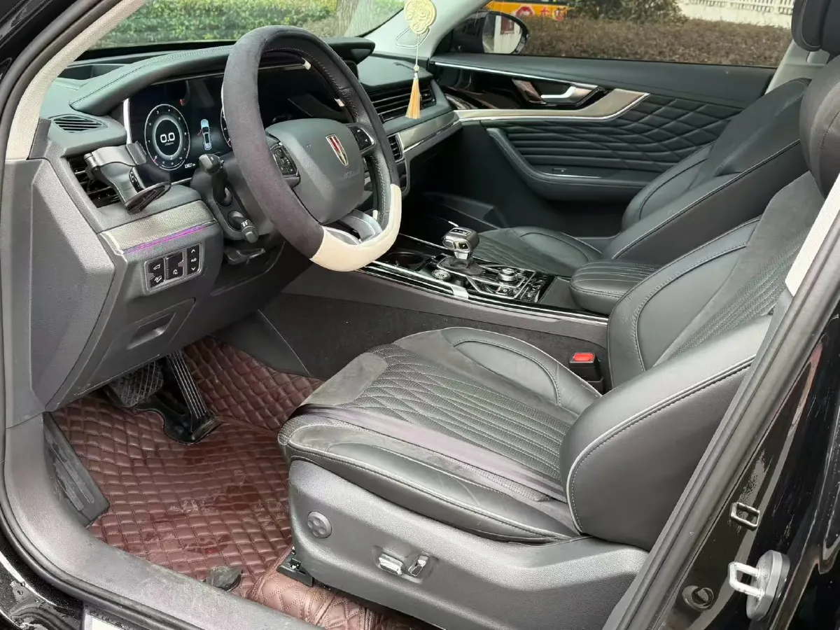 2022 HongQi HS5 2.0T 224HP L4 6AT,autocango,china used car exporter,china ev exporter,chinese used car exporter,chinese used ev exporter