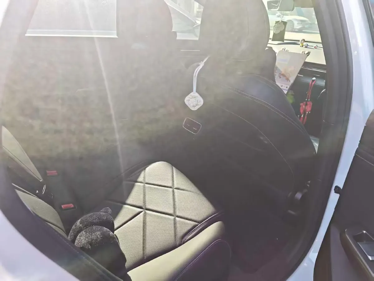 2024 Geely Galaxy L6 1.5T 163HP L4 3DHT PHEV,autocango,china used car exporter,china ev exporter,chinese used car exporter,chinese used ev exporter