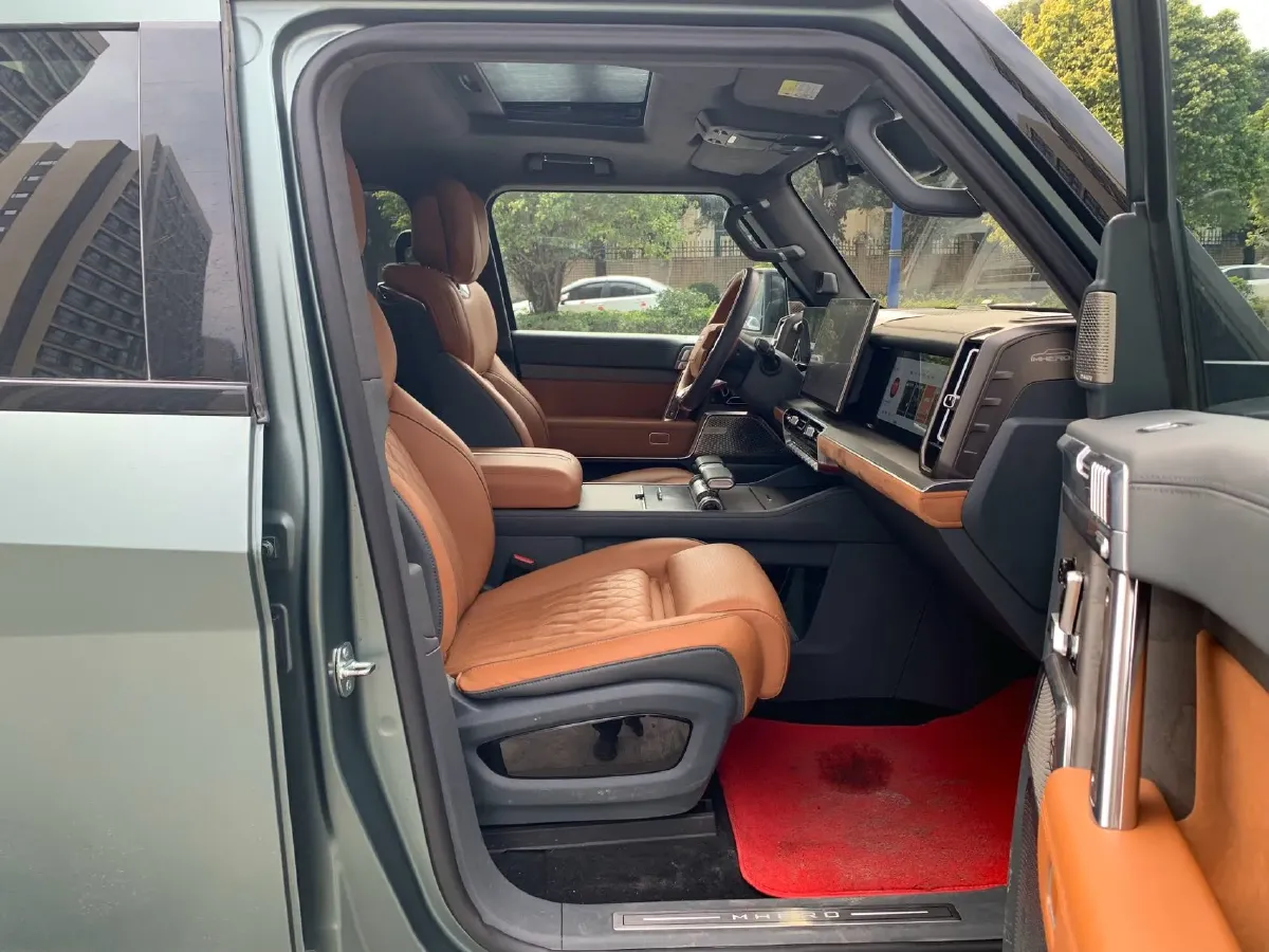 2023 M Hero 917 REEV 197HP 2AT REEV 65.8KWH,autocango,china used car exporter,china ev exporter,chinese used car exporter,chinese used ev exporter