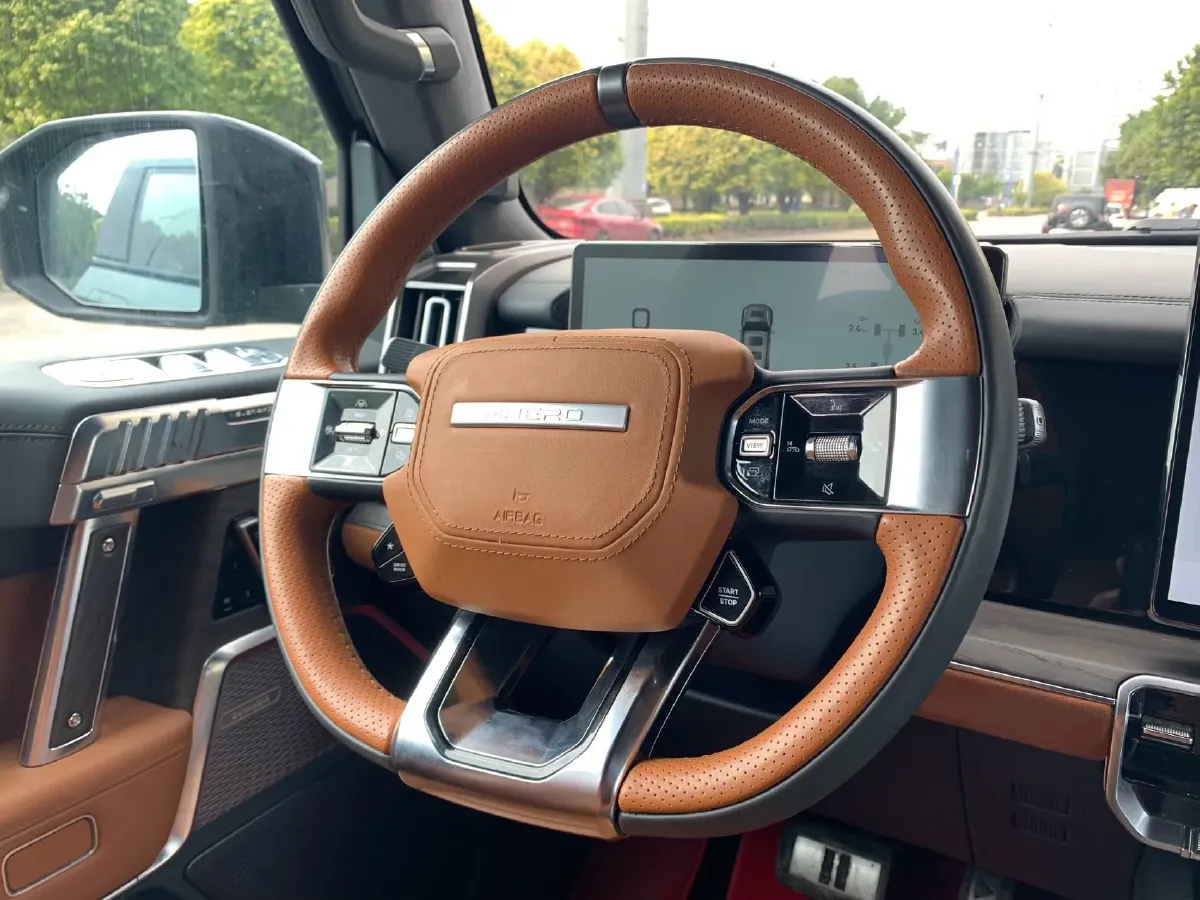 2023 M Hero 917 REEV 197HP 2AT REEV 65.8KWH,autocango,china used car exporter,china ev exporter,chinese used car exporter,chinese used ev exporter