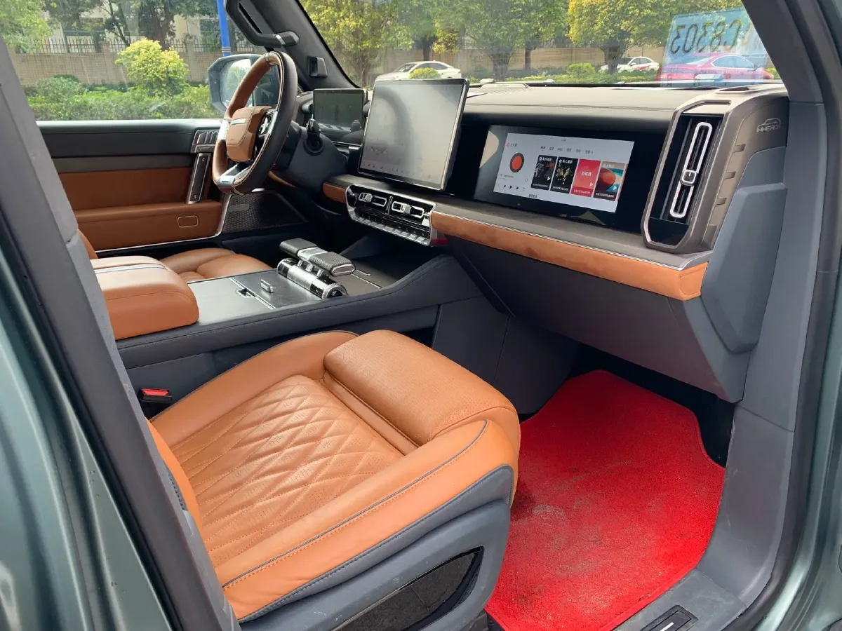 2023 M Hero 917 REEV 197HP 2AT REEV 65.8KWH,autocango,china used car exporter,china ev exporter,chinese used car exporter,chinese used ev exporter