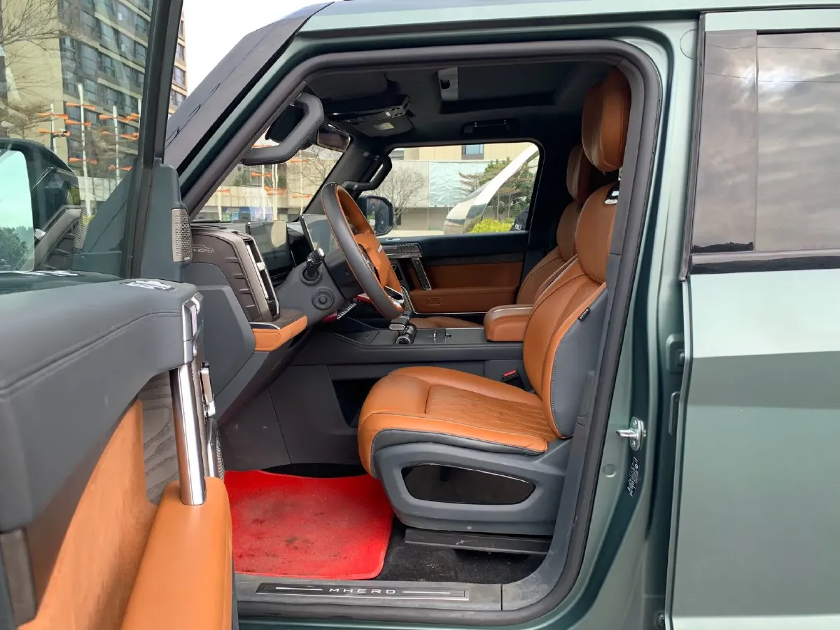 2023 M Hero 917 REEV 197HP 2AT REEV 65.8KWH,autocango,china used car exporter,china ev exporter,chinese used car exporter,chinese used ev exporter