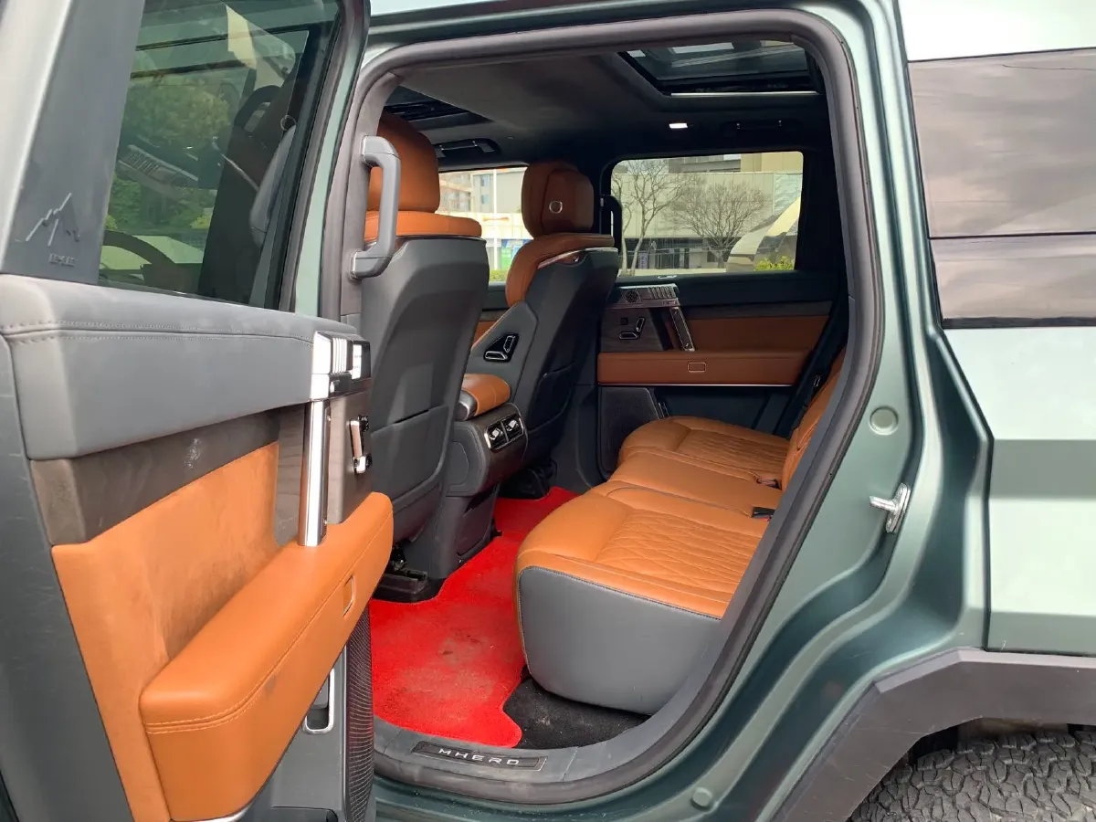 2023 M Hero 917 REEV 197HP 2AT REEV 65.8KWH,autocango,china used car exporter,china ev exporter,chinese used car exporter,chinese used ev exporter