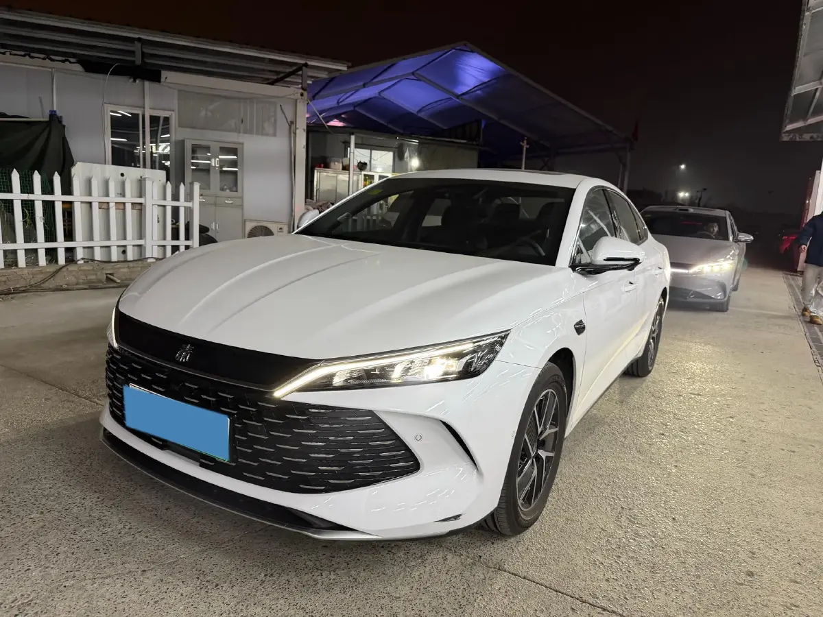 2025 BYD QinL 1.5L 101HP L4 E-CVT PHEV 15.87KWH