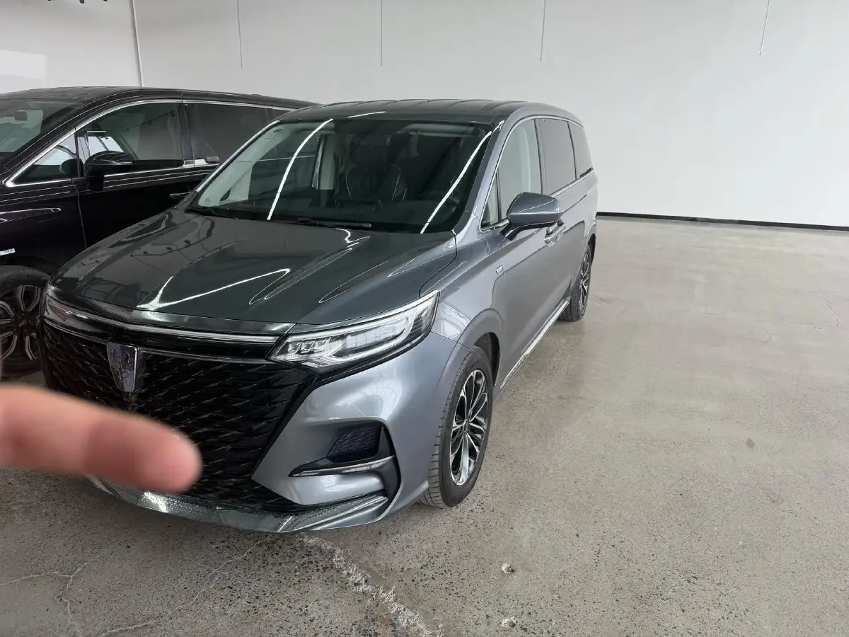 2021 Roewe iMAX8 2.0T 234HP L4 8AT