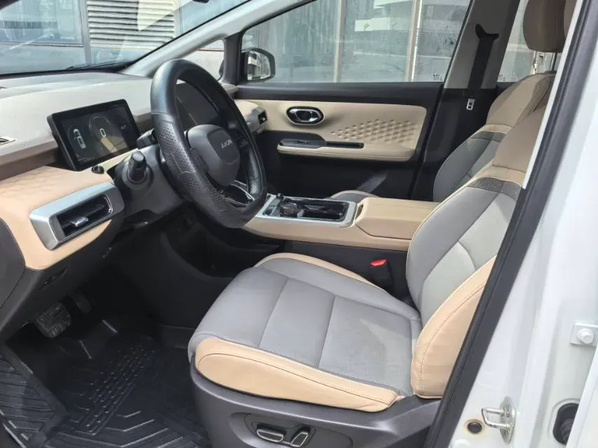 2022 Geely Okavango 1.8T 184HP L4 7DCT,autocango,china used car exporter,china ev exporter,chinese used car exporter,chinese used ev exporter