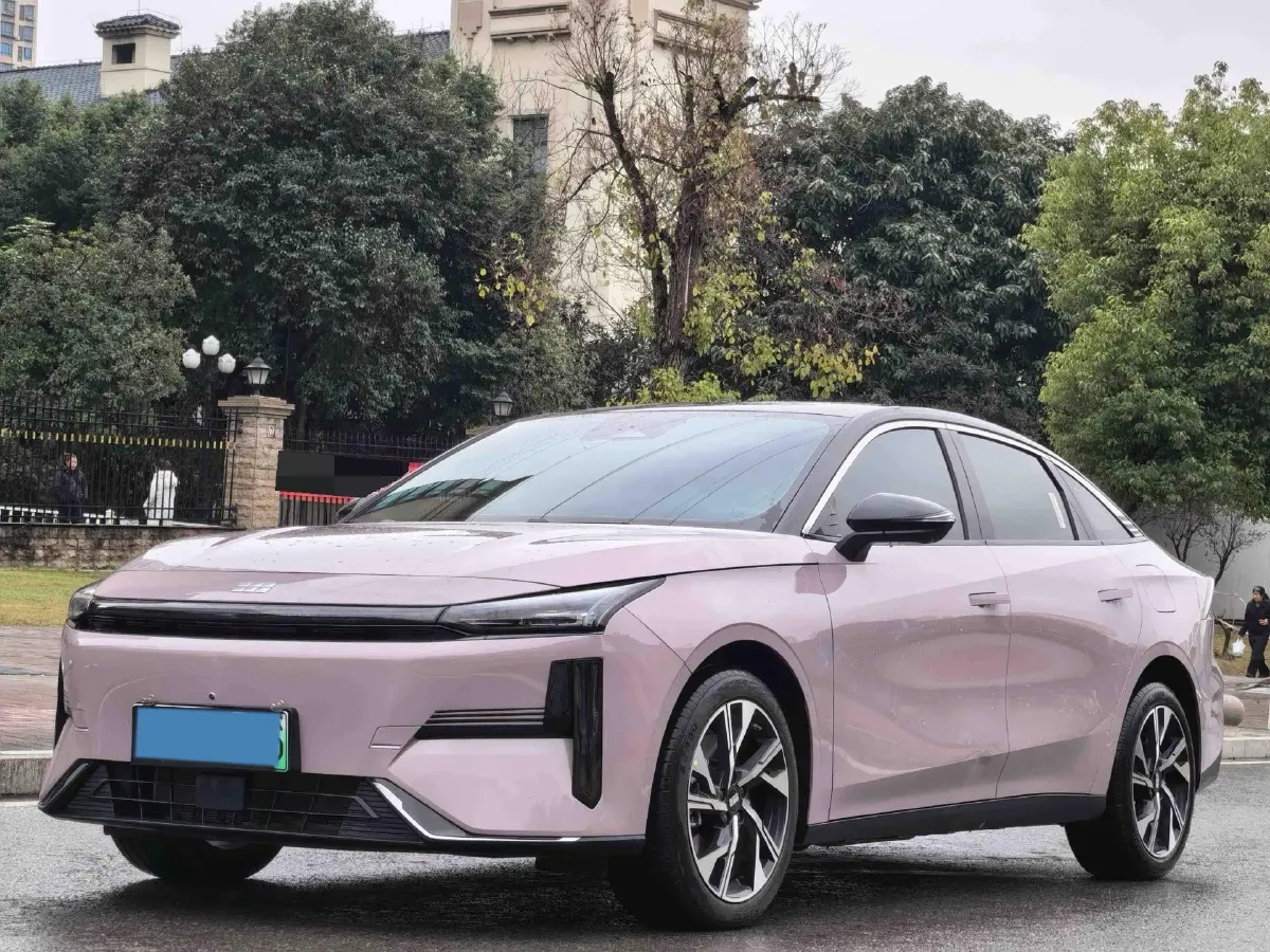 2024 Geely Galaxy L6 1.5T 163HP L4 3DHT PHEV,autocango,china used car exporter,china ev exporter,chinese used car exporter,chinese used ev exporter