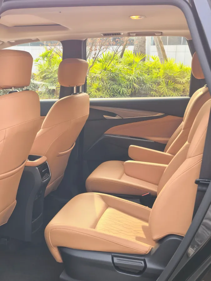 2025 MAXUS G50 PHEV 1.5L 98HP L4 1DHT PHEV 18.65KWH,autocango,china used car exporter,china ev exporter,chinese used car exporter,chinese used ev exporter