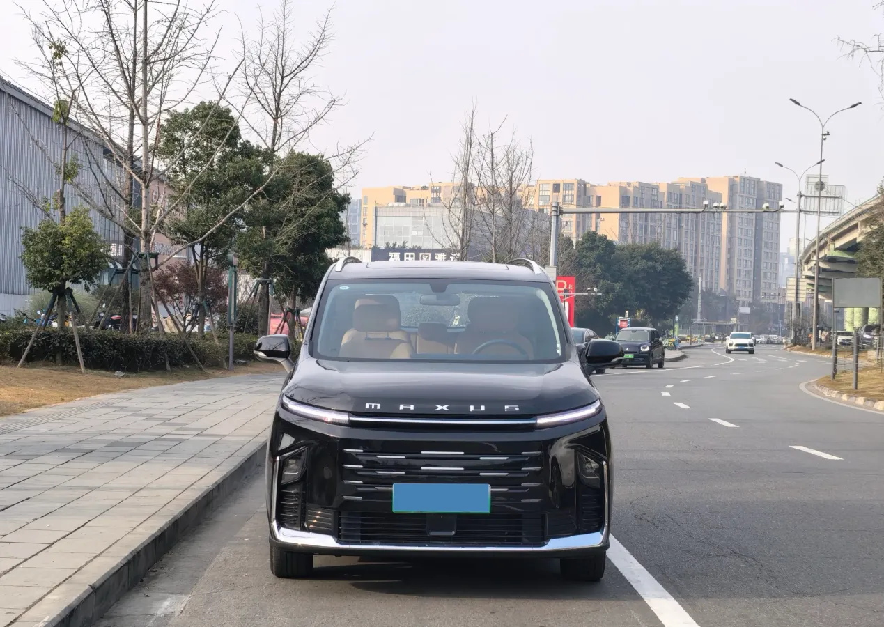 2025 MAXUS G50 PHEV 1.5L 98HP L4 1DHT PHEV 18.65KWH,autocango,china used car exporter,china ev exporter,chinese used car exporter,chinese used ev exporter