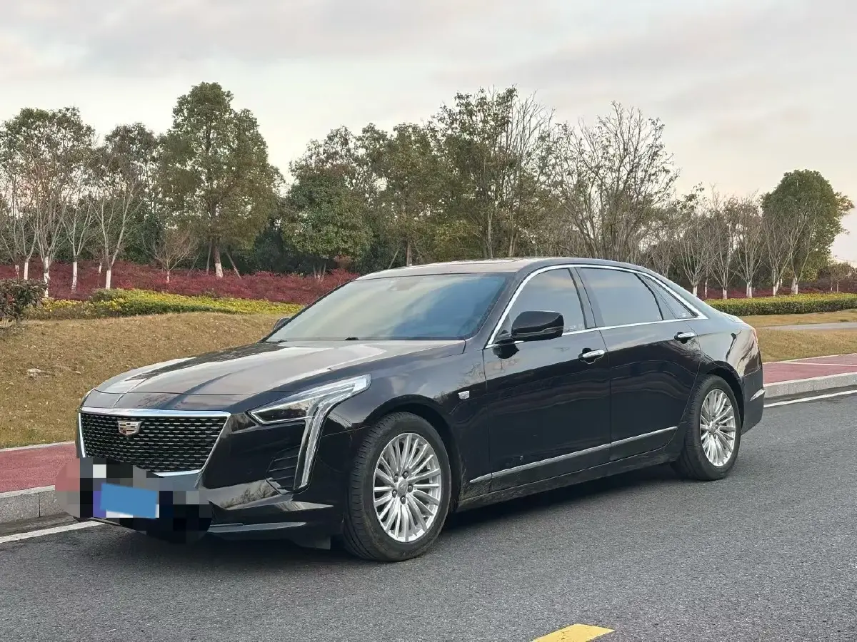 2022 Cadillac CT6 2.0T 237HP L4 10AT
