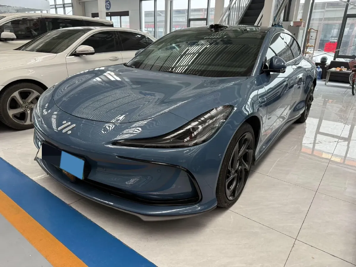 2024 IM L6 BEV 100KWH,autocango,china used car exporter,china ev exporter,chinese used car exporter,chinese used ev exporter