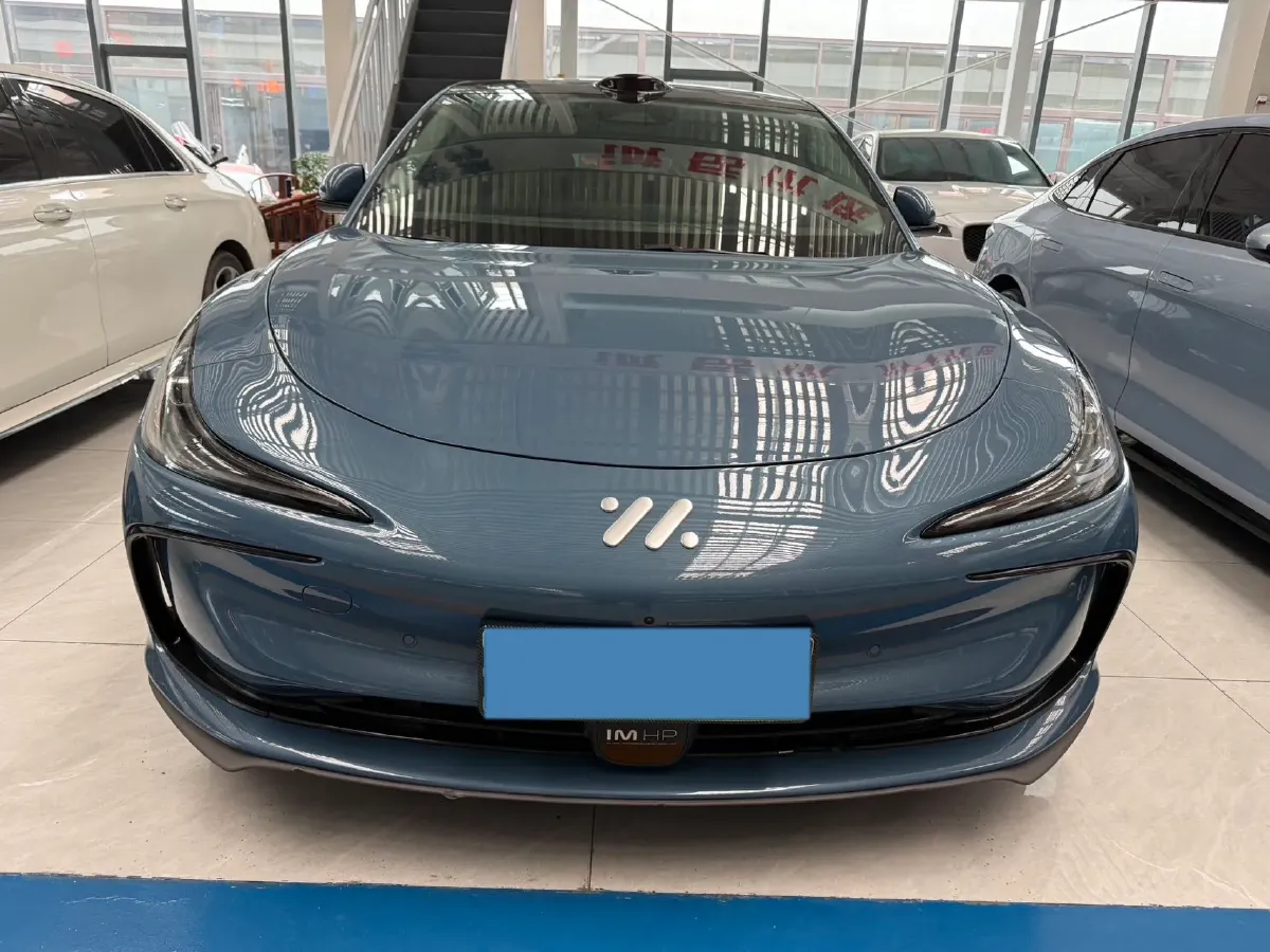 2024 IM L6 BEV 100KWH,autocango,china used car exporter,china ev exporter,chinese used car exporter,chinese used ev exporter