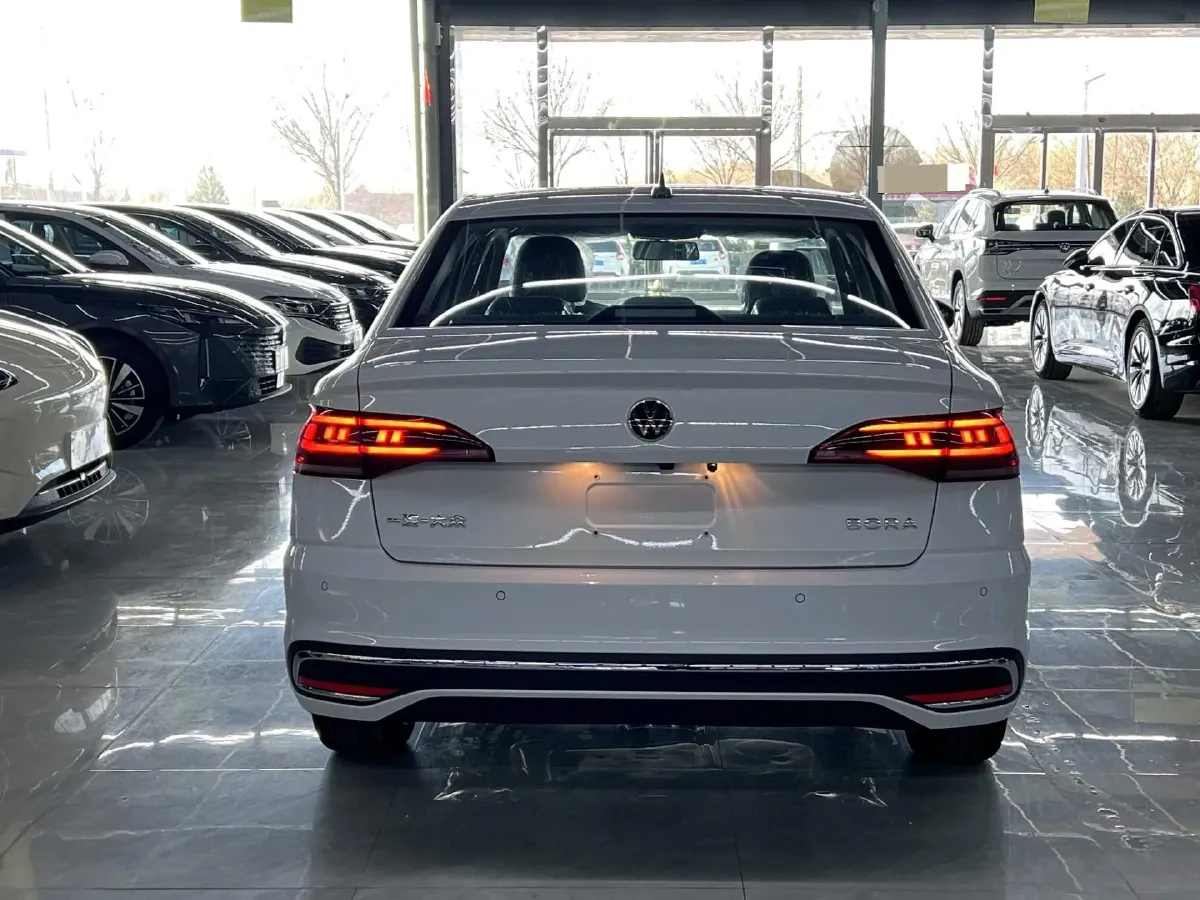 2026 Volkswagen Bora 1.2T 116HP L4 7DCT,autocango,china used car exporter,china ev exporter,chinese used car exporter,chinese used ev exporter