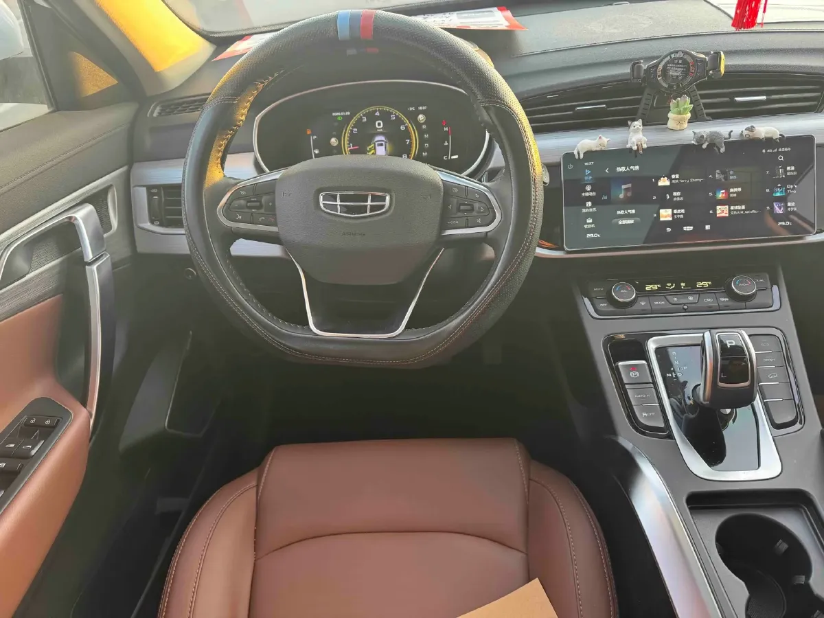 2021 Geely Azkarra 1.8T 184HP L4 7DCT,autocango,china used car exporter,china ev exporter,chinese used car exporter,chinese used ev exporter