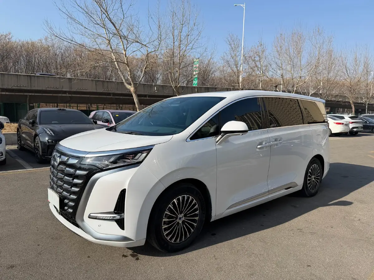 2022 Mercedes-Benz GLC Class 2.0T 197HP L4 9AT