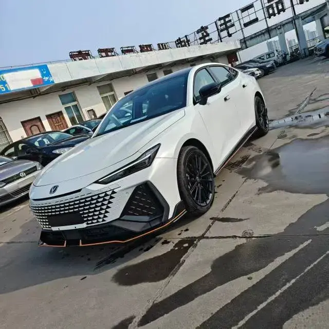 2024 ChangAn UNI-V 2.0T 233HP L4 8AT