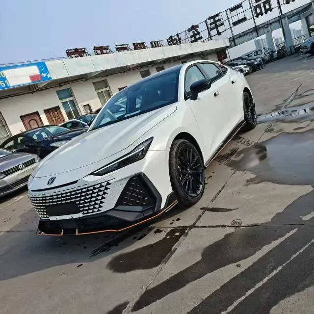 2024 ChangAn UNI-V 2.0T 233HP L4 8AT,autocango,china used car exporter,china ev exporter,chinese used car exporter,chinese used ev exporter