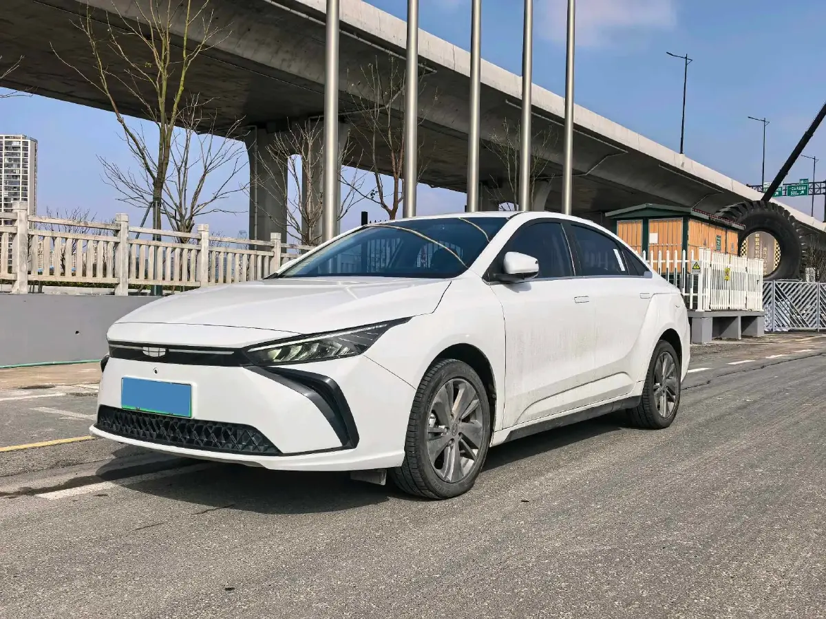 2022 Geometry A BEV 53KWH