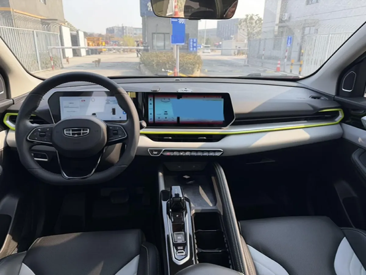 2022 Geely Coolray 1.5T 181HP L4 7DCT,autocango,china used car exporter,china ev exporter,chinese used car exporter,chinese used ev exporter