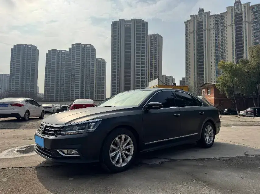 2017 Volkswagen Passat 1.8T 180HP L4 7DCT