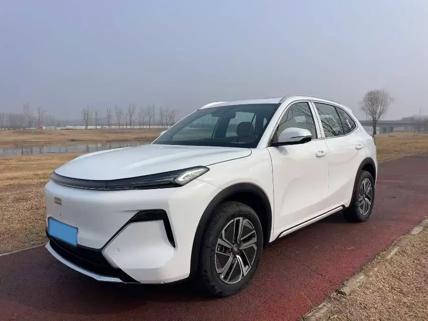 2025 BYD Sea Lion 05 DM-i 1.5L 101HP L4 E-CVT PHEV 18.3KWH