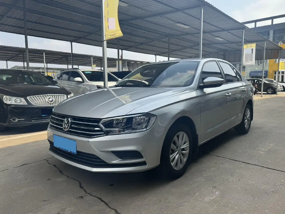 2018 Volkswagen Bora 1.5L 110HP L4 5MT