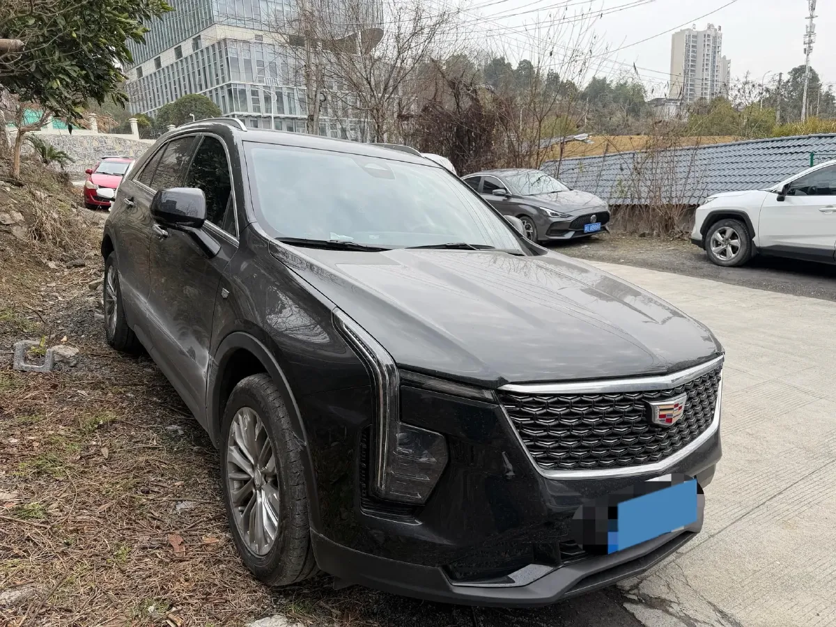 2024 Cadillac XT4 2.0T 237HP L4 9AT,autocango,china used car exporter,china ev exporter,chinese used car exporter,chinese used ev exporter