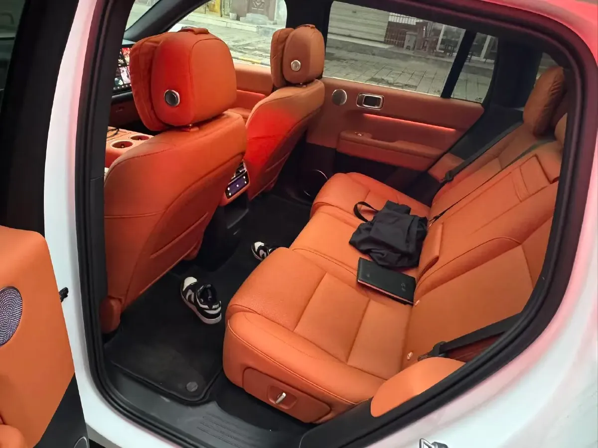 2025 Li L6 Range Extended 154HP L4 REEV,autocango,china used car exporter,china ev exporter,chinese used car exporter,chinese used ev exporter