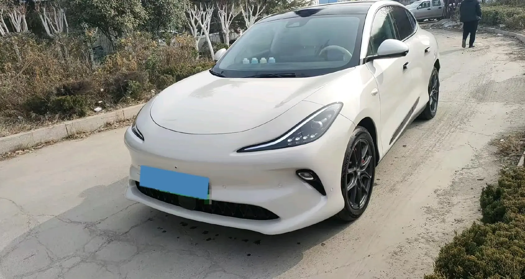 2025 IM LS6 BEV 75KWH